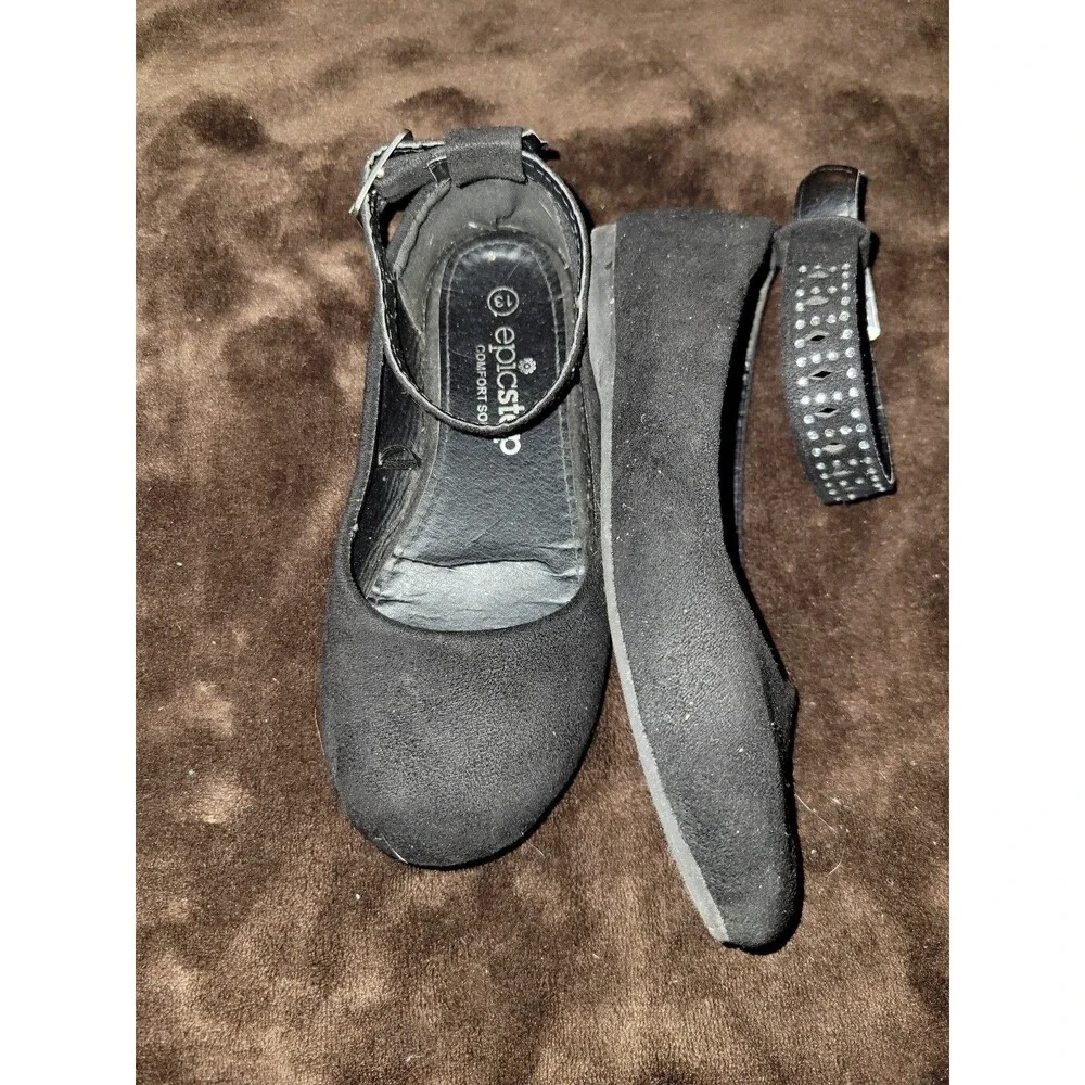 Girls size 13 flats
